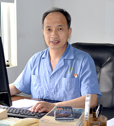 何召集 专家